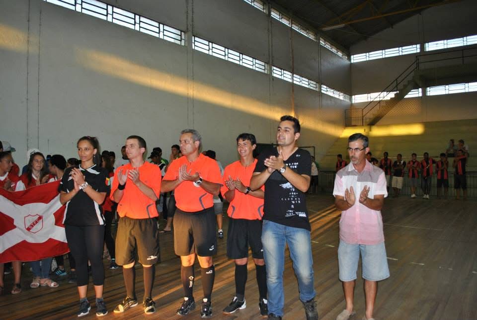 Equipe de arbitragem e organização